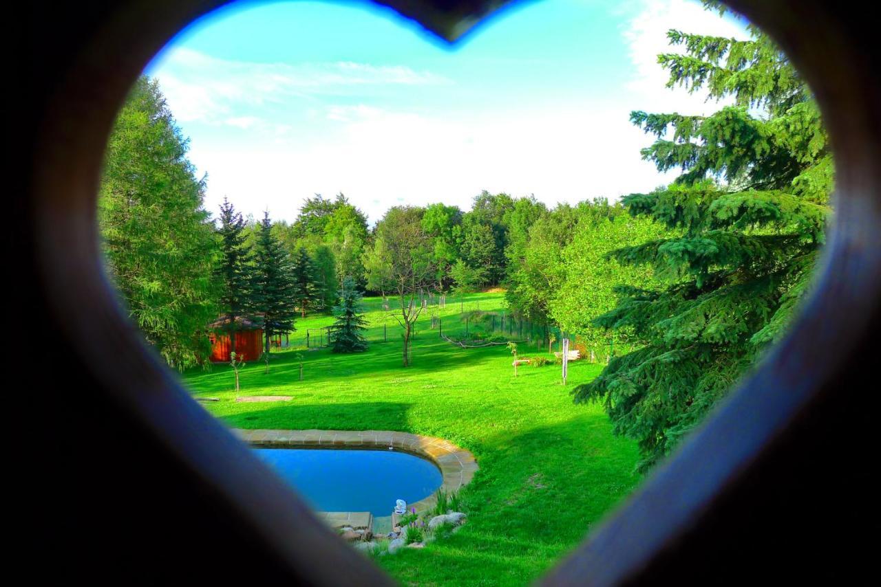 Guest House Sneznik ภายนอก รูปภาพ